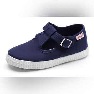 Cienta Navy T-Strap Sneakers